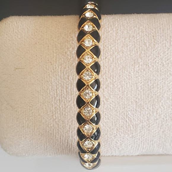 Swarovski Hinged Bangle Black Enamel Gold Plate Crystal‎ Accents Swan Signed - Picture 2 of 8